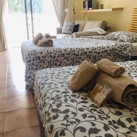 Studio Fur 2 Personen Ca 40 Qm In Cristianos, Teneriffa Westkuste Von Teneriffa דירה